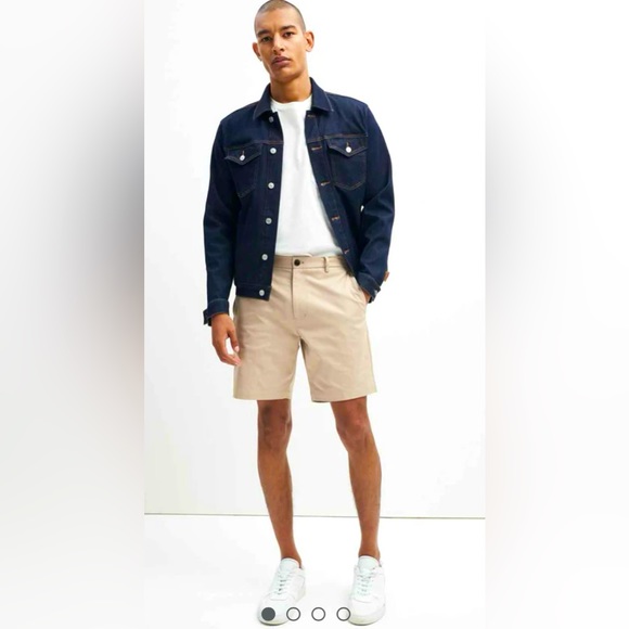 NWT 7 For All Mankind Khaki Men’s Shorts 4 Pockets Size 32